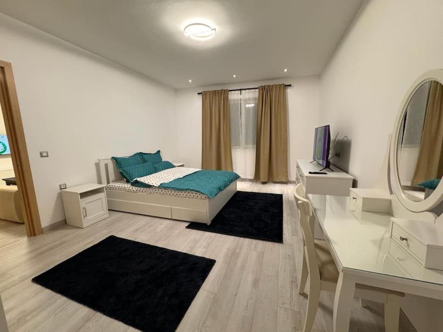Rin Grand Apt. Nou Apartament